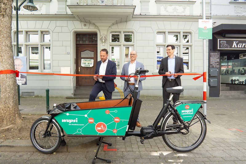 Auf zwei Rädern zur kommunalen Verkehrswende – Leverkusener E-Lastenrad-Verleihsystem startet