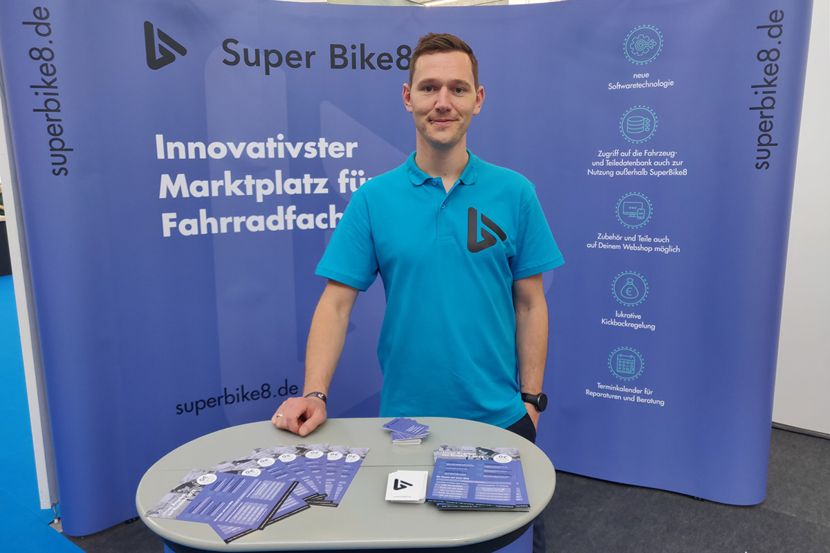 Onlinemarktplatz: Ein neuer Mann führt die Spitze von Super Bike8 an