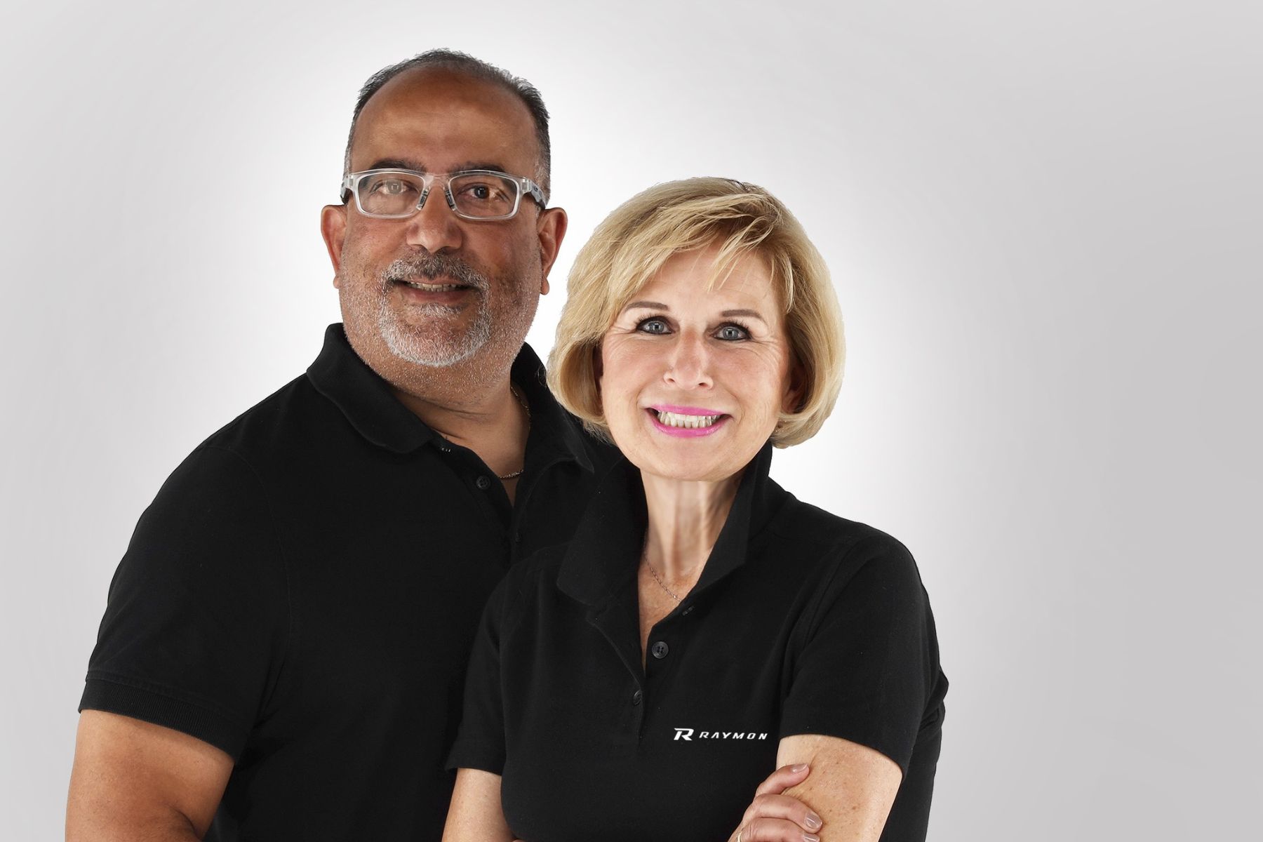 R RAYMON startet neu durch