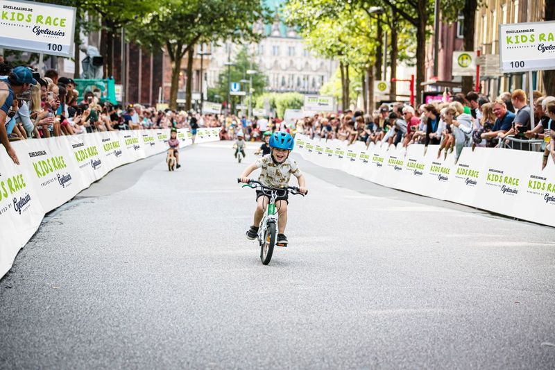 Bikeleasing neuer Partner des Kids Race bei den BEMER Cyclassics