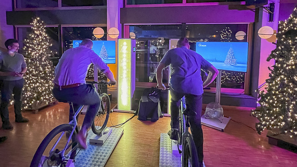 Nachhaltige Energieerzeugung für Weihnachtsbeleuchtung mit EnergyBikes