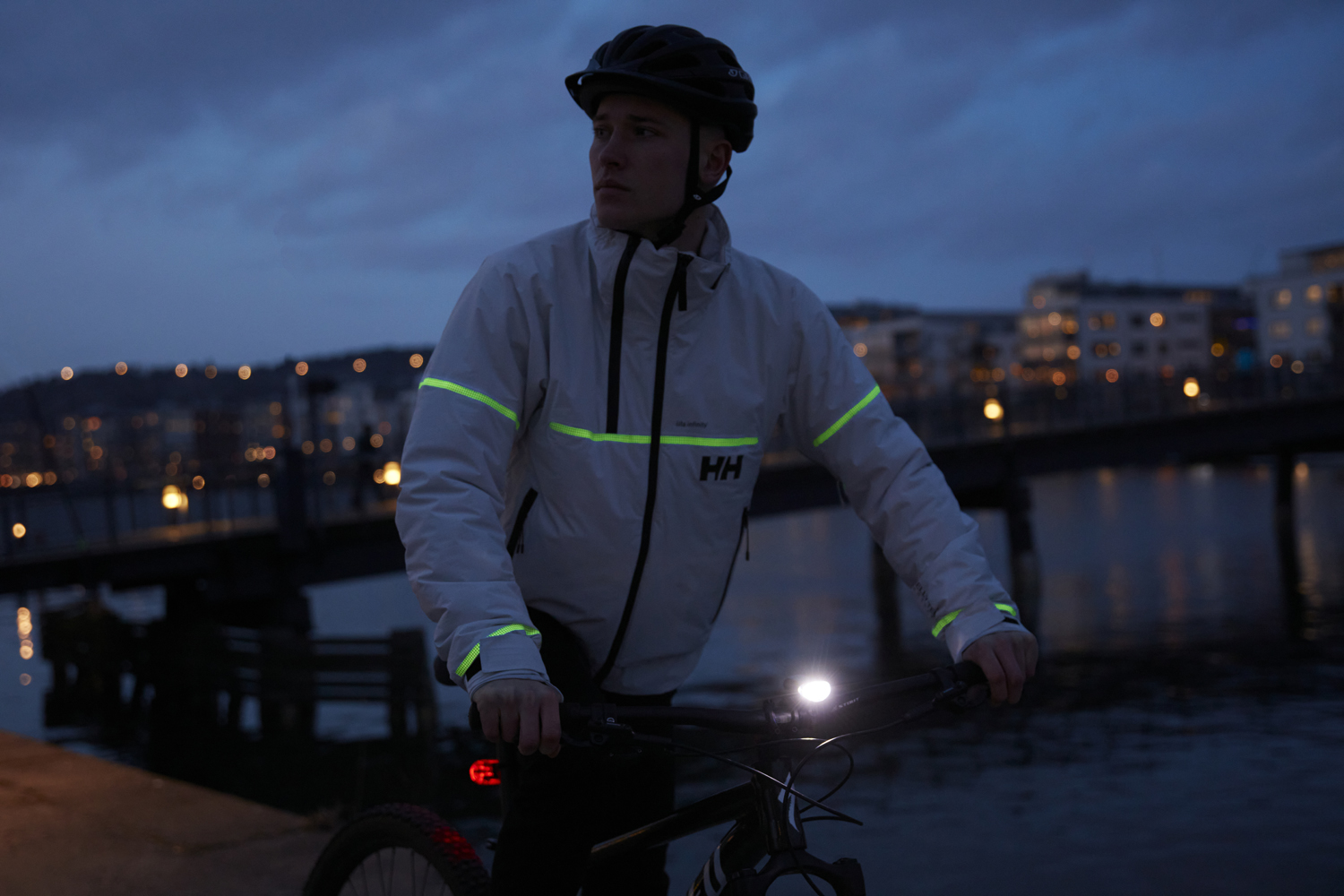 Bessere Sichtbarkeit in der Stadt: Helly Hansens Lumines Jacket