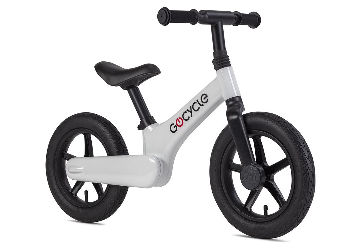 GOCYCLE STELLT LEICHTES KINDER-BALANCE-BIKE AUS KOHLEFASER VOR