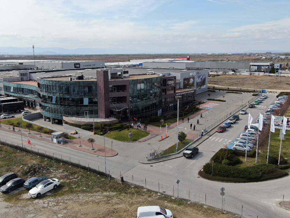 © Majid Bargh Djelveh - Firmengelände Maxcom, Plowdiw