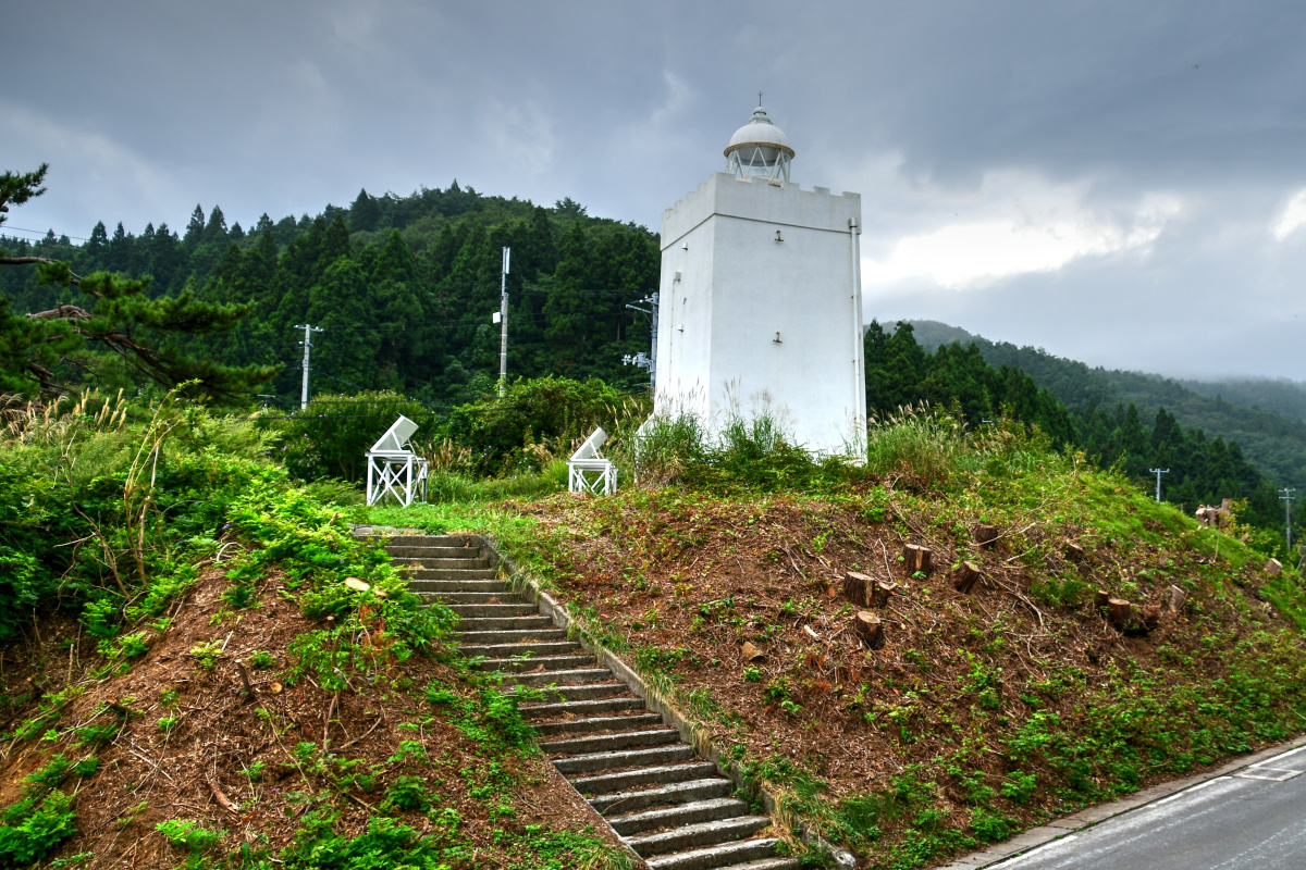 1533 安井埼灯台 (青森県)　伐採され見晴らしが良くなりました。