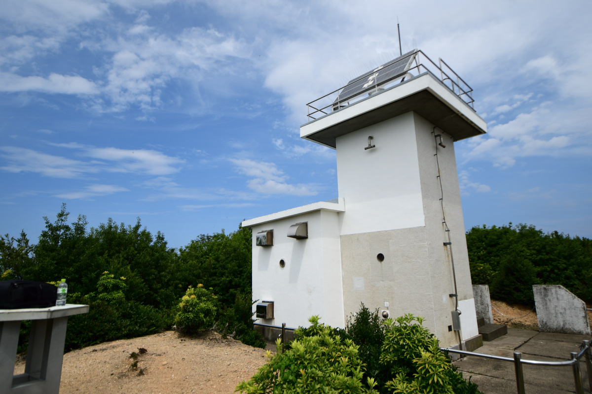 1041 常神岬灯台 (福井県)　道に迷い二山のぼることに