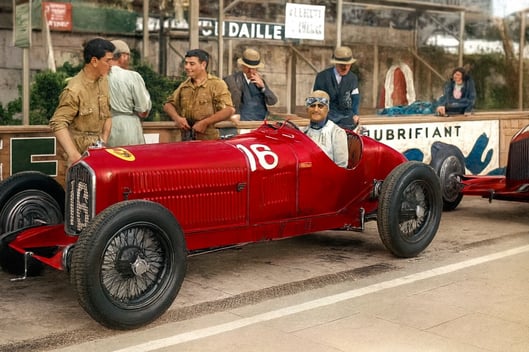 Luis Chiron  con su Alfa Romeo