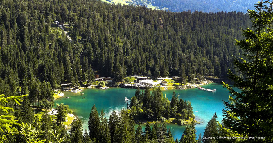 Caumasee, Surselva See, Schönste Seen Graubünden, Schönste Bergseen Graubündens, Waldsee Graubünden, Waldsee Films, Türkisgrüner See, Türkisblauer See, Schönster Badesee der Schweiz, Schönster Badesee Graubünden, Bergsee Laax-Flims, Schönste Alpenseen