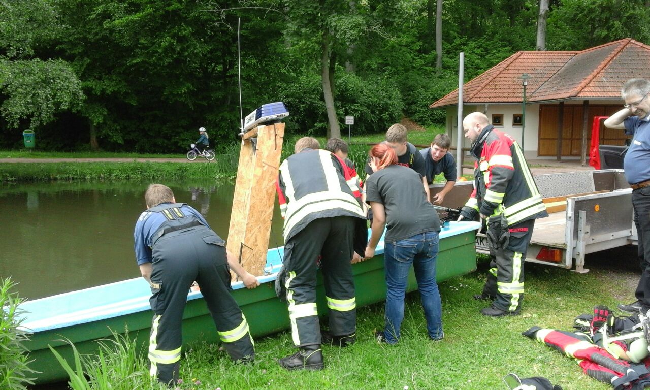 zu Wasserlassen unserer Florian Farnroda 79