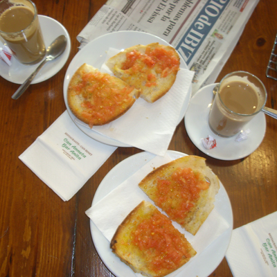 Pan con tomate 