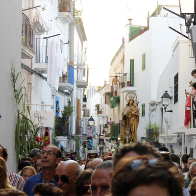 Prozession in La Marina in Ibiza-Stadt