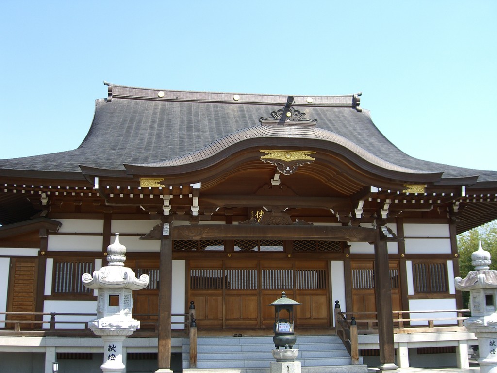 本堂の様子１