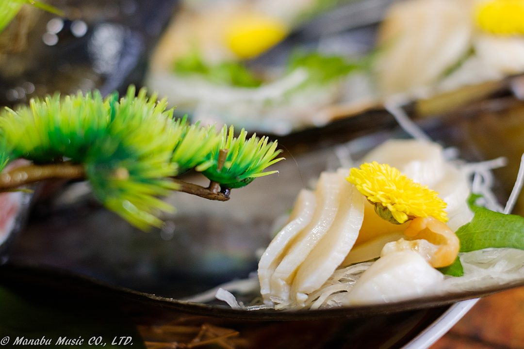 平貝。貝殻が器になっていました。肝が美味かった。 X-T2 XF35mm F1.4