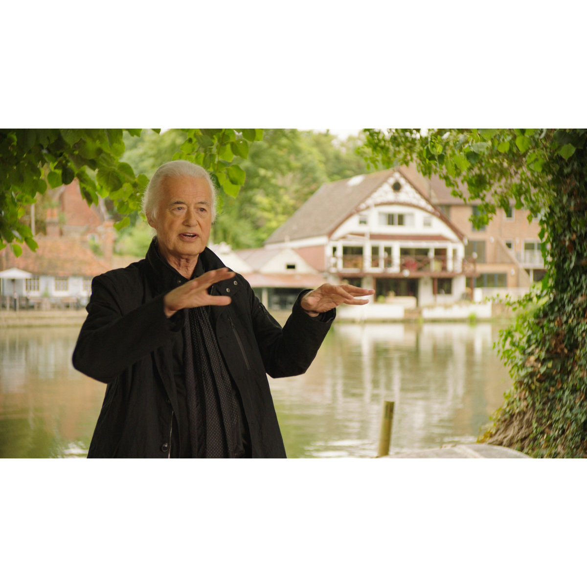 ジミー・ペイジ、「音楽の魅力に深く踏み込んでいる」と絶賛『レッド・ツェッペリン：ビカミング』インタビュー