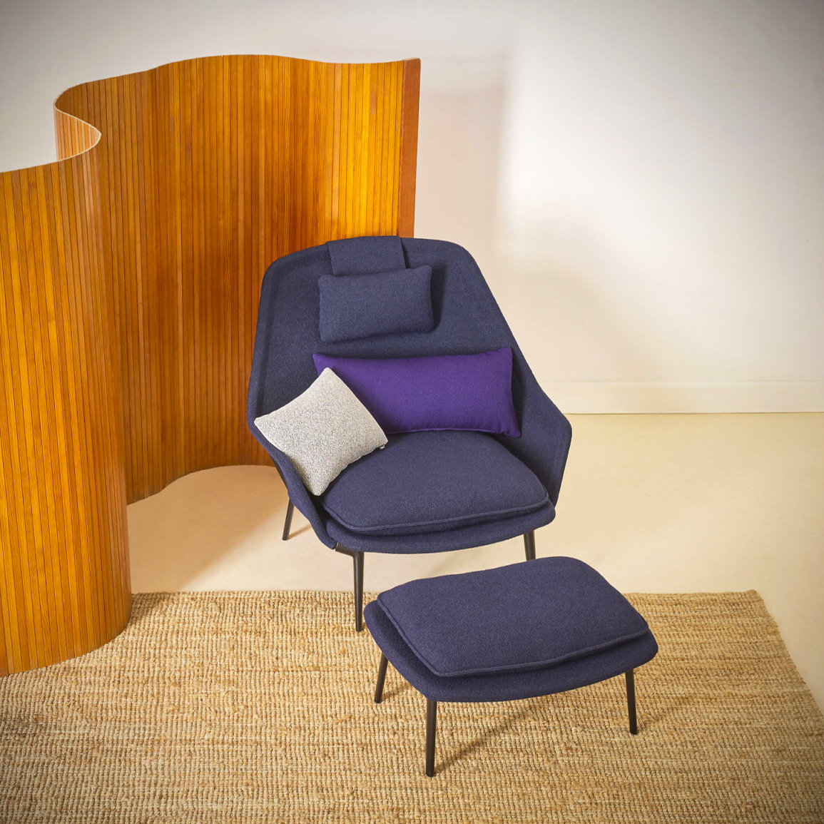 ヴィトラ、新Slow ChairとSlow Sofaを9月4日発売