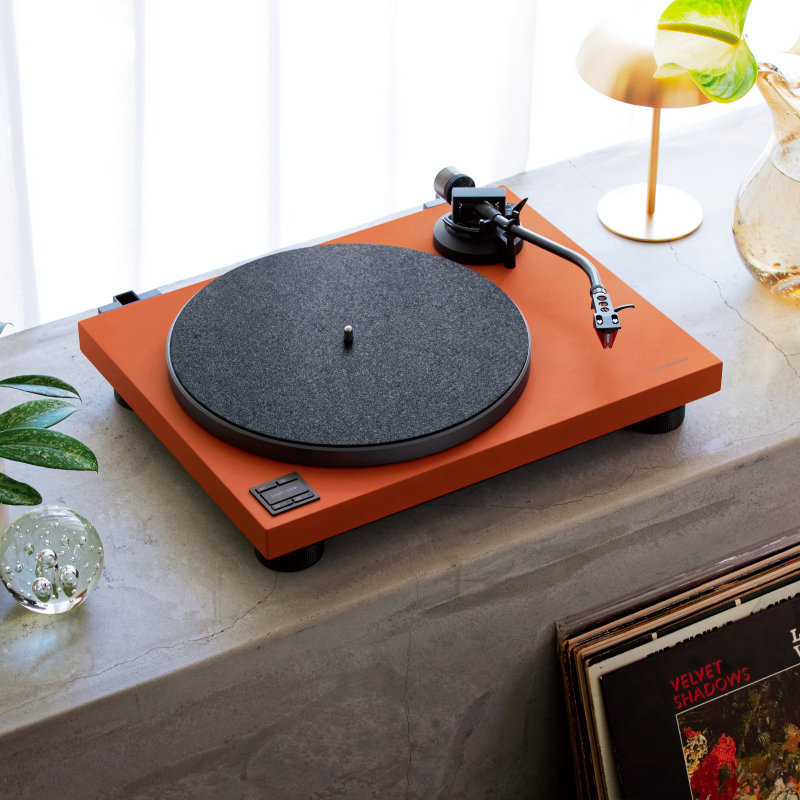 テクニクス、SL-50Cリリース。インテリア志向ながら中身はホンモノ