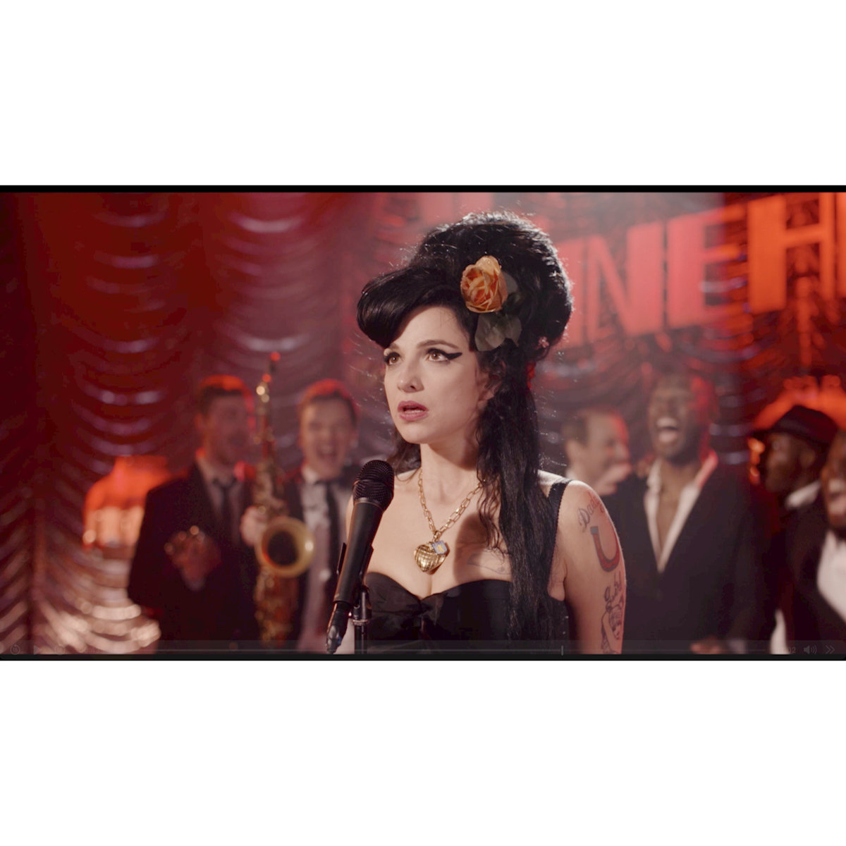 稀代の歌姫エイミーの光と影『Back to Black エイミーのすべて』本予告