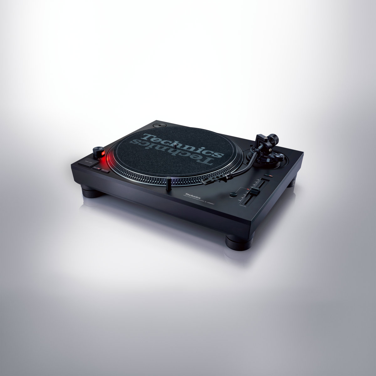 テクニクス、ダイレクトドライブターンテーブルSL-1200MK7Wを発売