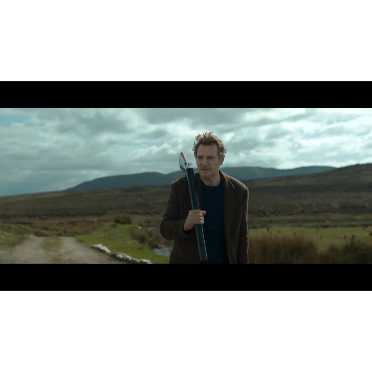 重厚な人間ドラマとテロリストとの苛烈な戦いを予感『プロフェッショナル』冒頭映像