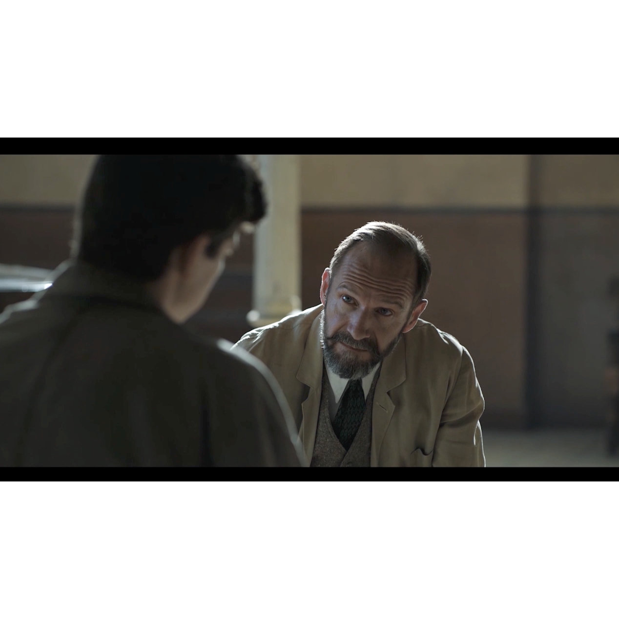 心に傷を負い腕を失うも、天賦の歌の才能さえあれば『ザ・コラール 希望を紡ぐ歌』本編映像