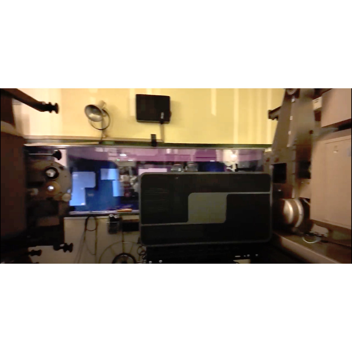 「いつも柔らかい空気が流れている」沖縄「桜坂劇場」。塚本晋也監督が撮るミニシアター「街の小さな映画館」第22回