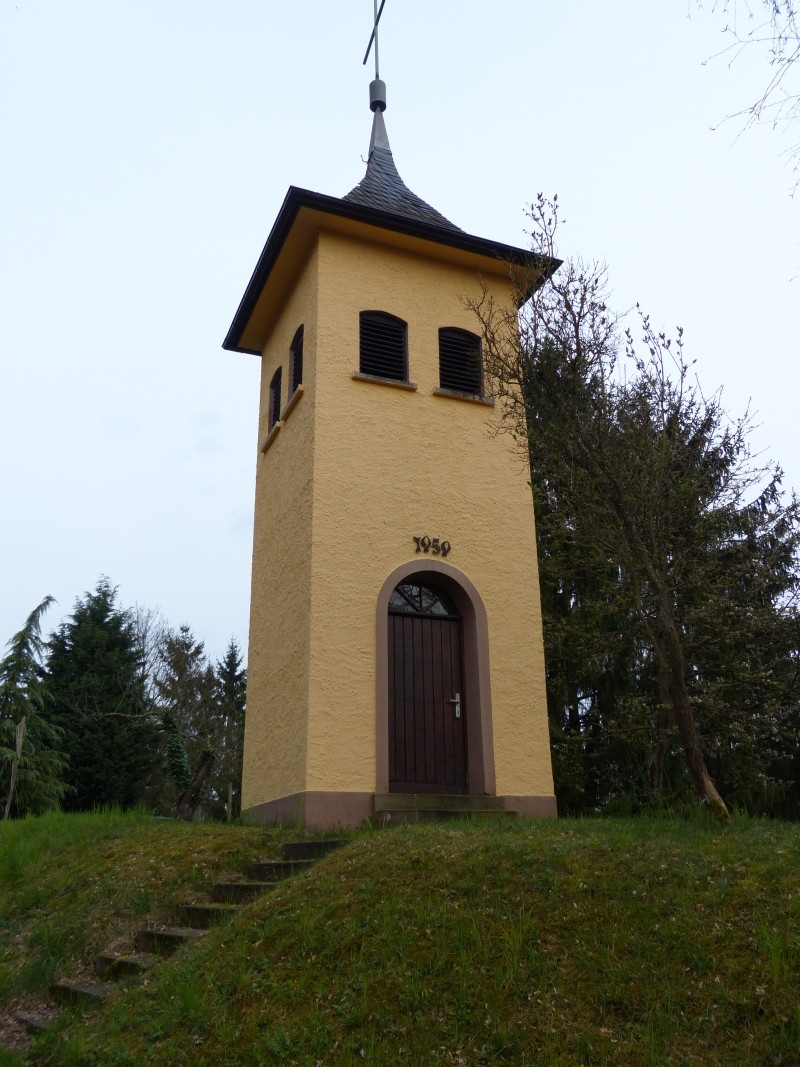 Der Glockenturm auf dem Messersbacherhof 2