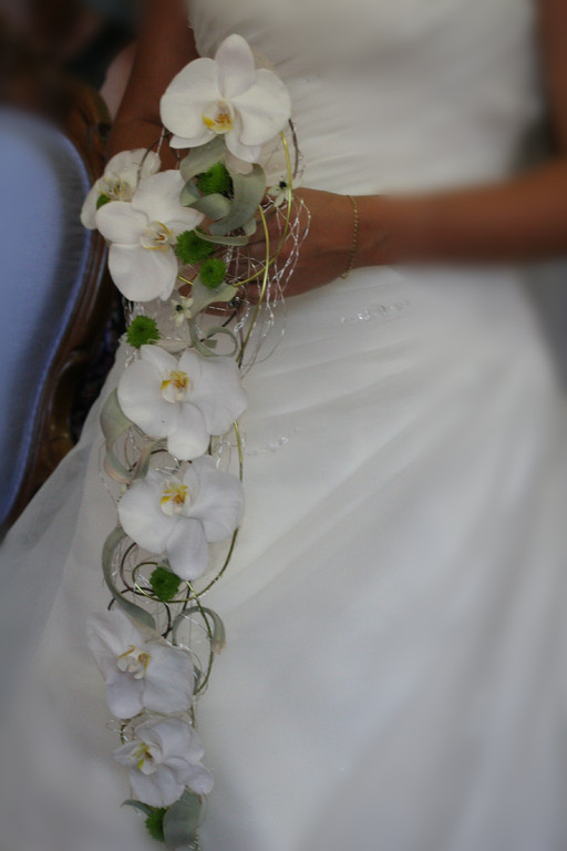 bouquet de mariée retombant phalaenopsis