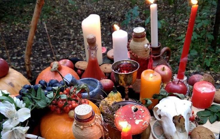 Rituels de magie pour renforcer une relation amoureuse