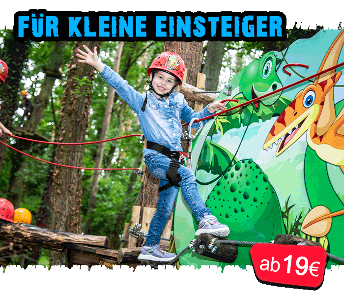 KIDS Park at CLIMB UP!: child balancing safely secured in the kids’ course in front of a colorful dino theme