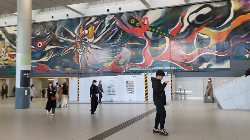 一枚の写真 お宝はあなたの背中にあるよ!