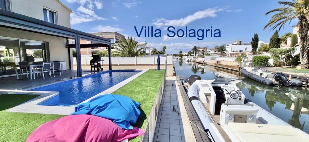 „Villa Solagria“ 8-9 sleeps, in Norfeu (Falconera)/Empuriabrava