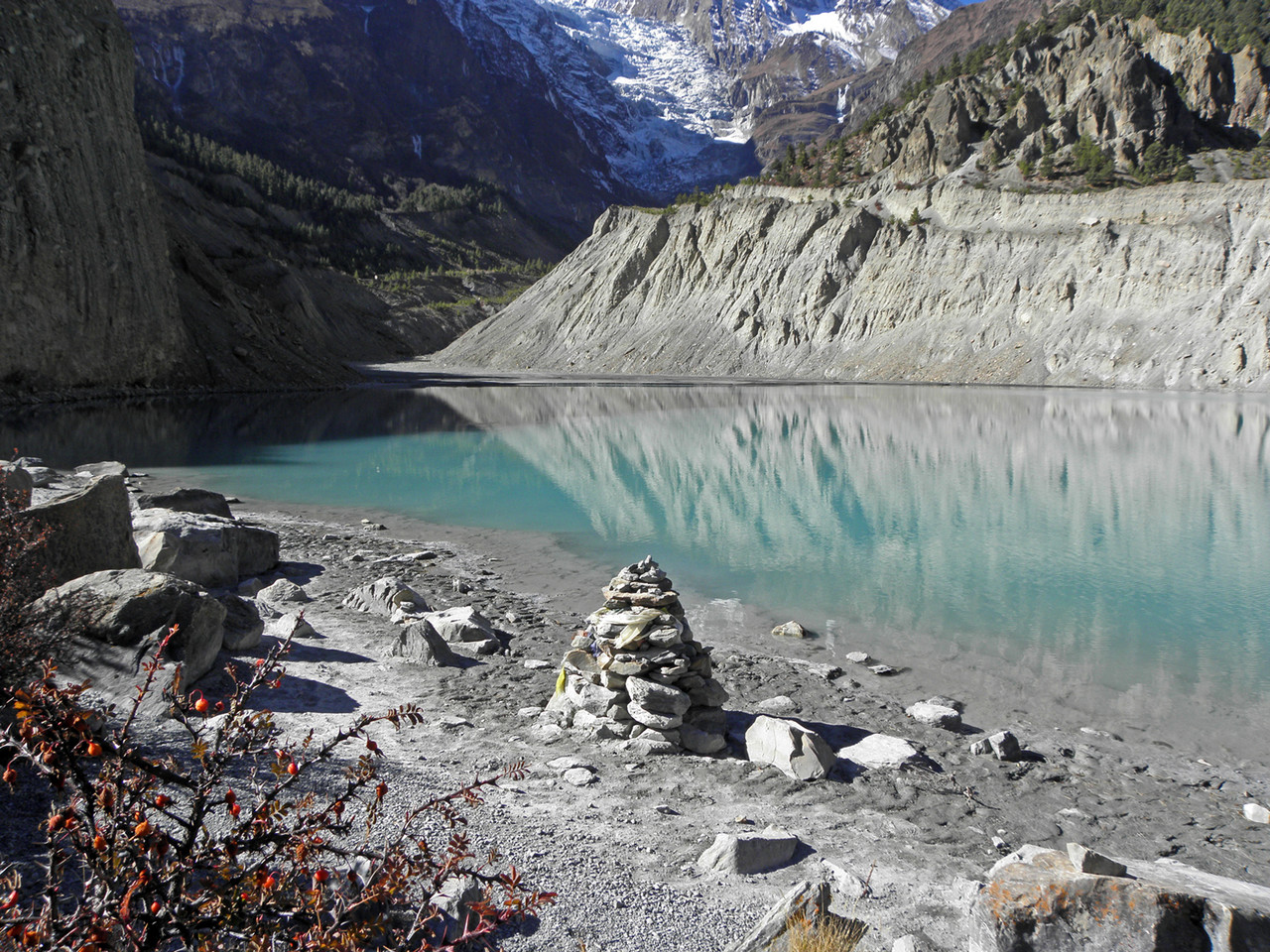 Der See unten am Gangapurnagletscher