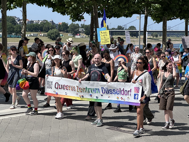 Gruppe des Queeren Zentrums Düsseldorf
