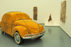 Bild: "Wrapped Beetle" von Christo