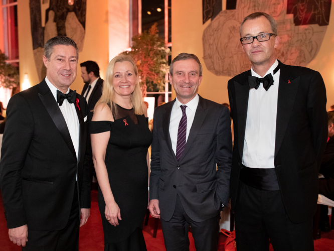 Bild: Joachim Llambi, Dr. Kristel Degener, Oberbürgermeister Thomas Geisel, Prof. Christoph Meyer