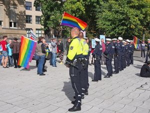 Bild: Polizeibeamte im Einsatz