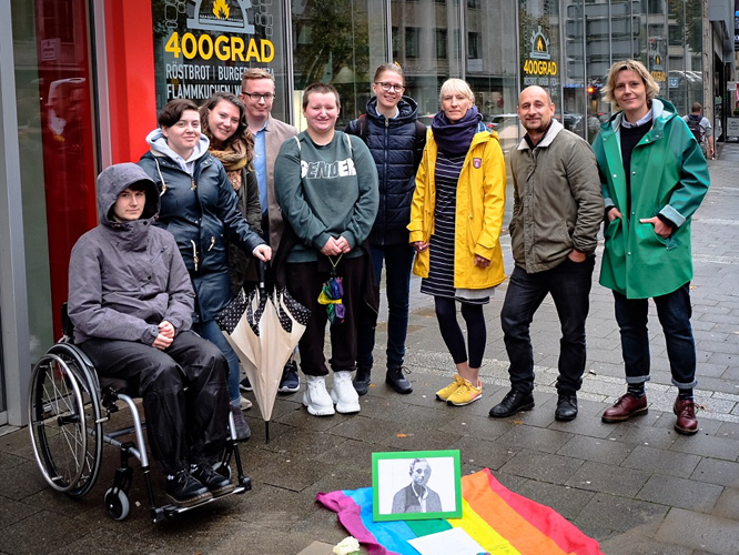 Bild: Initiator*innen der Stolperstein-Verlegung