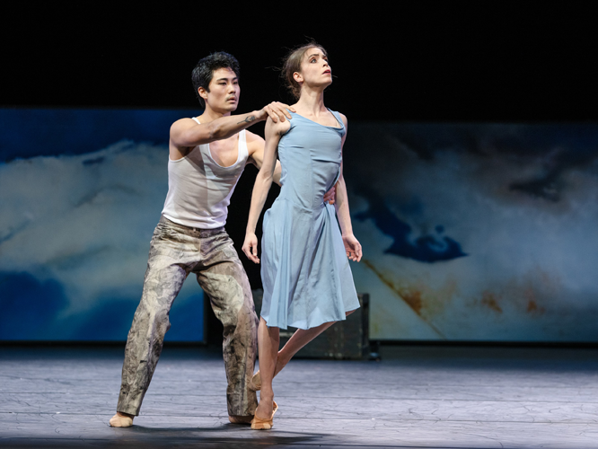 Szene aus Bridget Breiners Ballett "Ruß". Mitch und Livia tanzen