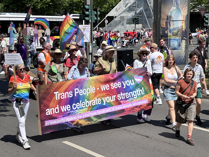 Solidarität und Respekt für trans* Menschen