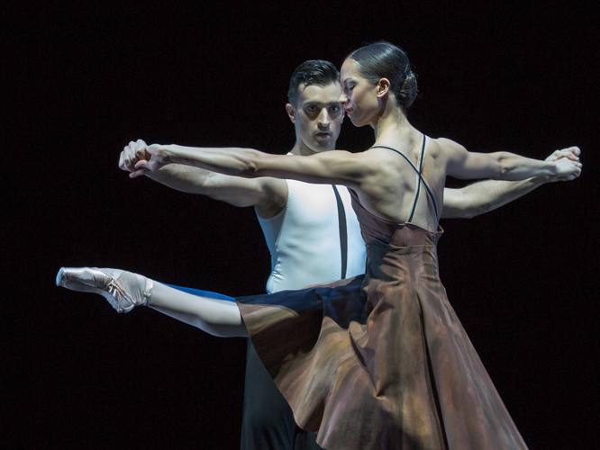 Hans van Manen: Dances with Piano – Alexandre Simões, Doris Becker