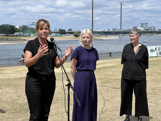 Mona Neubaur, Clara Gerlach und Petra Bosch