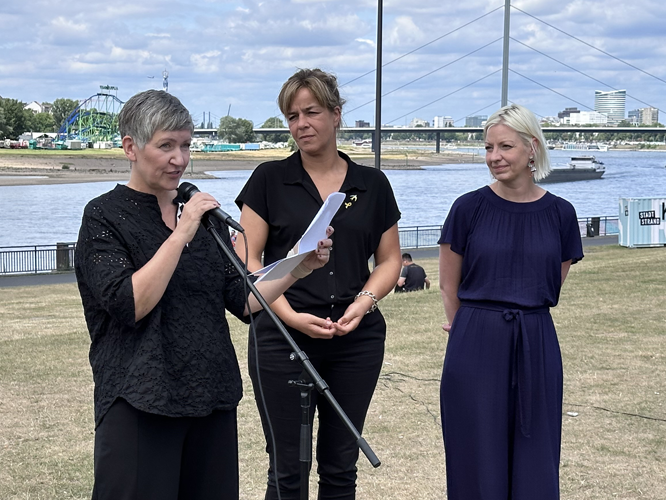 Petra Bosch, Mona Neubaur und Clara Gerlach