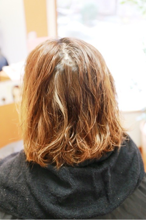 まいづる 美容院 マニュキア 傷まない いたまない かぶれない 地肌につけない カットがうまい