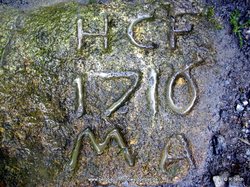 Stein an der Wesenitzbrücke des Ringenhainer Weges