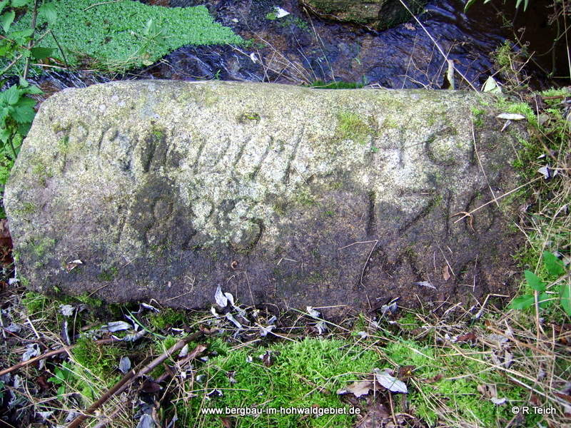 Stein an der Wesenitzbrücke des Ringenhainer Weges - Zustand vor den Baumaßnahmen