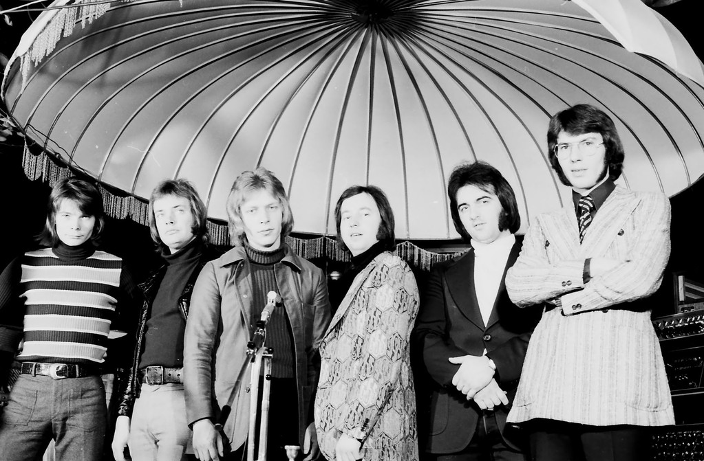 1972 - Happy Night/Stuttgart - Gustl,Waldi,Michael,Cliff,Karl,Jean