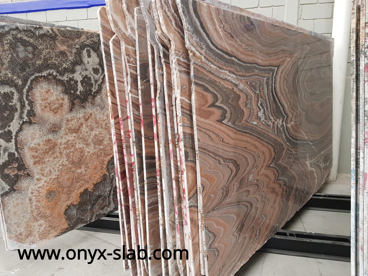 Onyx Slabs, black onyx slabs, Onyx Slabs Price, onyx stone slabs for sale, onyx slab cost, onyx countertops Price, bookmatched onyx slabs