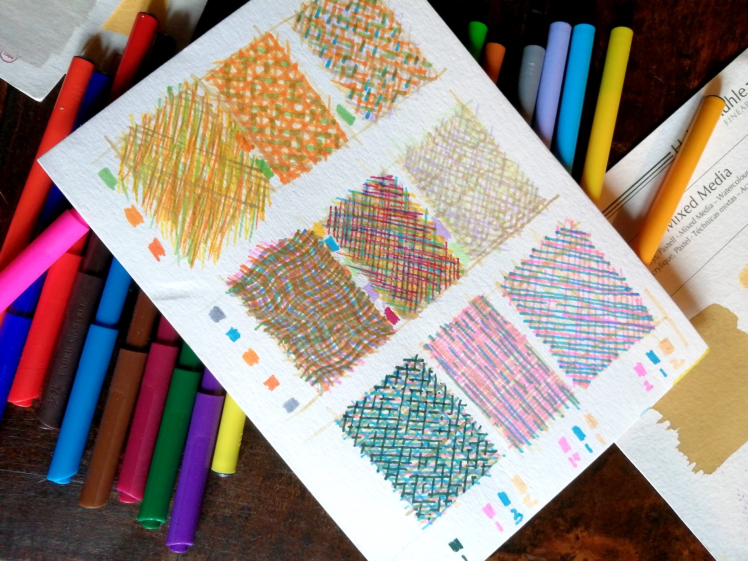 Recherche de trames colorées au feutre