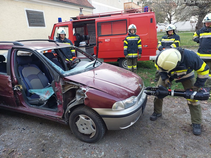 Übung mit Kombigerät