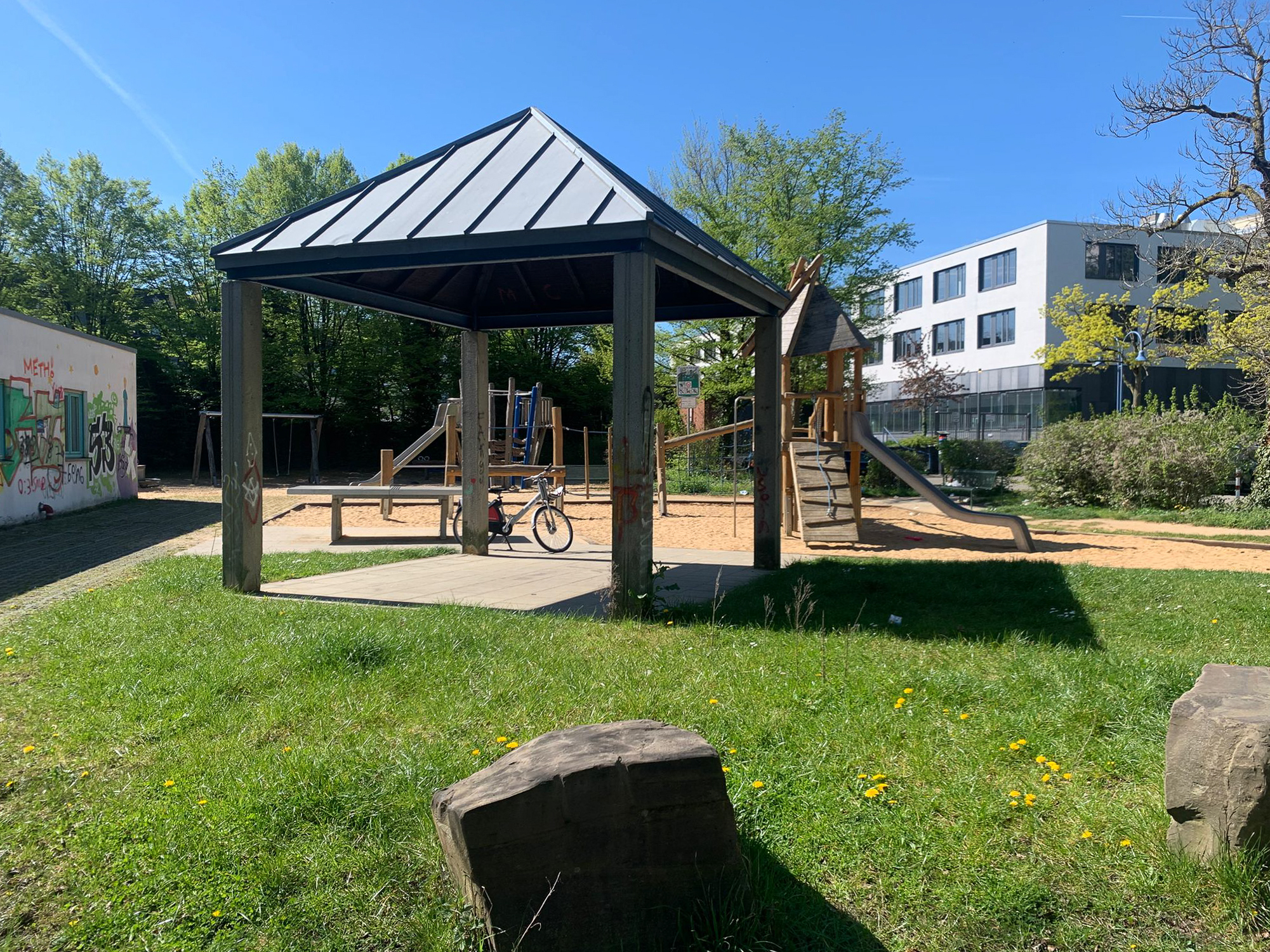 März 2026: Spielplatz